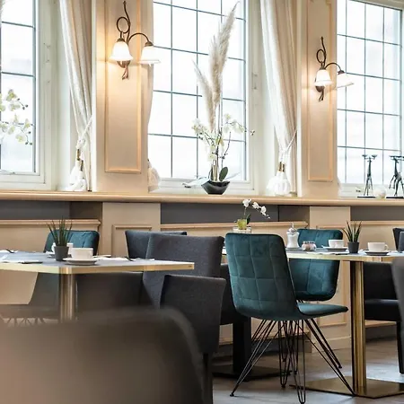 Flair Vier Jahreszeiten Hotel 3*