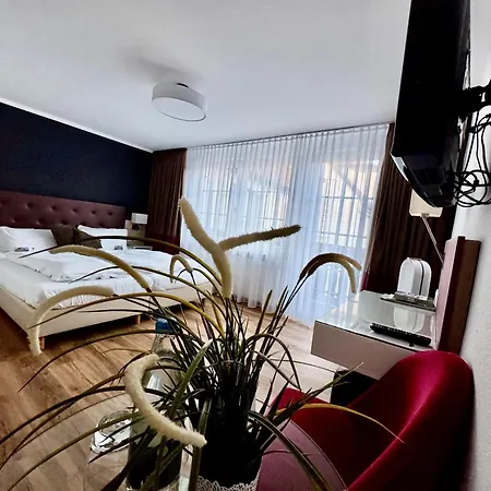 Szálloda Flair Vier Jahreszeiten 4*