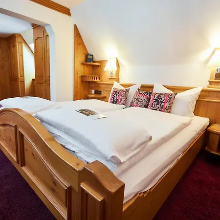 Hotel Flair Vier Jahreszeiten Bad Urach