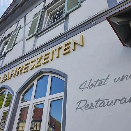 Flair Vier Jahreszeiten Szálloda Bad Urach